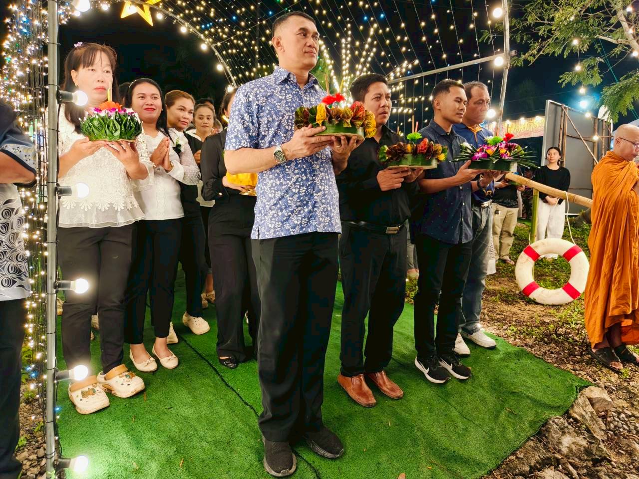 ภาพพิธีขอขมาพระแม่คงคา ณ เชิงสะพานเขาค้อ หมู่ที่ 8 ตำบลนากระตาม อำเภอท่าแซะ จังหวัดชุมพร